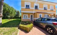 Herverkoop - Town House -
La Duquesa - Costa del Sol