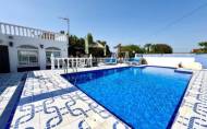 Herverkoop - Villa -
Dolores - Comunidad Valenciana