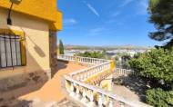 Resale - Villa -
Yecla - Inland