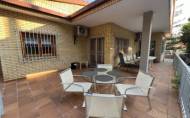 Herverkoop - Villa -
Orihuela Costa - Campoamor