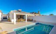Herverkoop - Villa -
Torrevieja - Costa Blanca