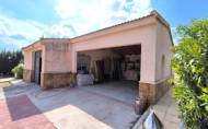 Reventa - Villa -
Yecla - Inland