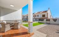 Revente - Town House -
San Miguel de Salinas - Inland