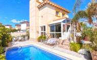Herverkoop - Villa -
Orihuela Costa - Costa Blanca