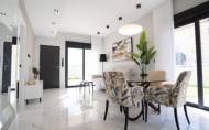 Obra nueva - Bungalow -
Pilar de la Horadada - pueblo