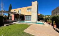 Herverkoop - Villa -
Orihuela Costa - Dehesa de campoamor