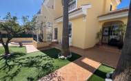 Herverkoop - Villa -
Orihuela Costa - Costa Blanca