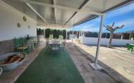 Herverkoop - Country House -
Villena