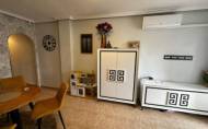 Herverkoop - Apartamento -
Torrevieja - Centro