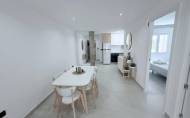 Revente - Apartment -
Torrevieja - La Mata