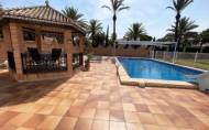 Revente - Villa -
Orihuela Costa - Costa Blanca