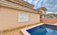 Reventa - Villa -
Torrevieja - Costa Blanca