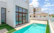 Herverkoop - Villa -
Torrevieja - Costa Blanca