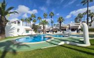 Revente - Town House -
Villamartin - Costa Blanca