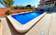 Herverkoop - Villa -
Orihuela - Inland