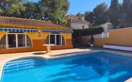 Reventa - Villa -
Torrevieja - Los Balcones
