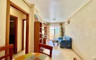 Herverkoop - Apartamento -
Torrevieja - Playa del Cura