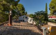 Reventa - Villa -
Yecla - Inland