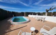 Herverkoop - Country House -
Villena