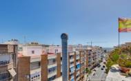 Herverkoop - Penthouse -
Torrevieja - Centro