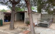 Resale - Country House -
Los Montesinos - La Herrada