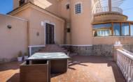 Herverkoop - Villa -
Benijofar - Costa Blanca