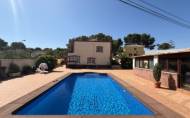 Resale - Villa -
Torrevieja - Costa Blanca