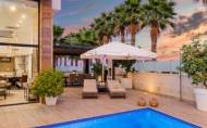 Herverkoop - Villa -
Cabo Roig - Costa Blanca