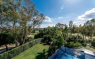 Resale - Villa -
Marbella - Nueva Andalucía