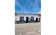 Herverkoop - Town House -
San Miguel de Salinas - Inland