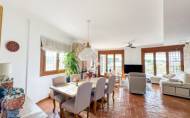 Herverkoop - Villa -
Campoamor - Costa Blanca