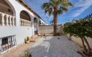 Herverkoop - Villa -
Torrevieja - La Siesta - El Salado - Torreta