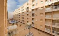 Revente - Apartment -
Torrevieja - Centro