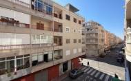 Herverkoop - Apartment -
Torrevieja - Estacion De Autobuses