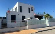 Herverkoop - Villa -
Los Montesinos - Costa Blanca