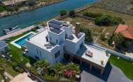 Herverkoop - Villa -
La Manga del Mar Menor - Costa Calida