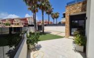 Resale - Villa -
Torrevieja - Costa Blanca
