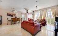 Reventa - Villa -
Orihuela Costa - Costa Blanca