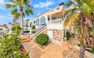 Herverkoop - Villa -
Orihuela Costa - Costa Blanca