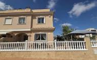 Herverkoop - Villa -
Orihuela Costa - Costa Blanca