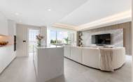 Revente - Apartment -
Marbella - Nueva Andalucía