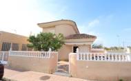 Revente - Villa -
Torrevieja - Costa Blanca
