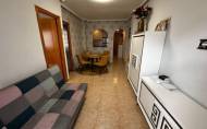 Herverkoop - Apartamento -
Torrevieja - Centro