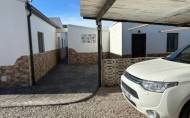 Herverkoop - Villa -
Villena