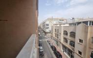 Herverkoop - Apartamento -
Torrevieja - Centro
