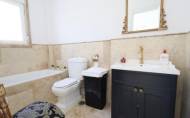 Resale - Villa -
Villamartin - Costa Blanca