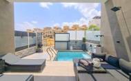Resale - Villa -
Villamartin - Costa Blanca