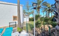 Reventa - Villa * -
Orihuela Costa * - Cabo Roig *