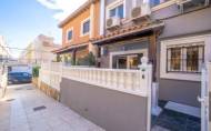 Herverkoop - Town House -
Torrevieja - Cabo Cervera
