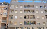 Herverkoop - Apartamento -
Torrevieja - Centro